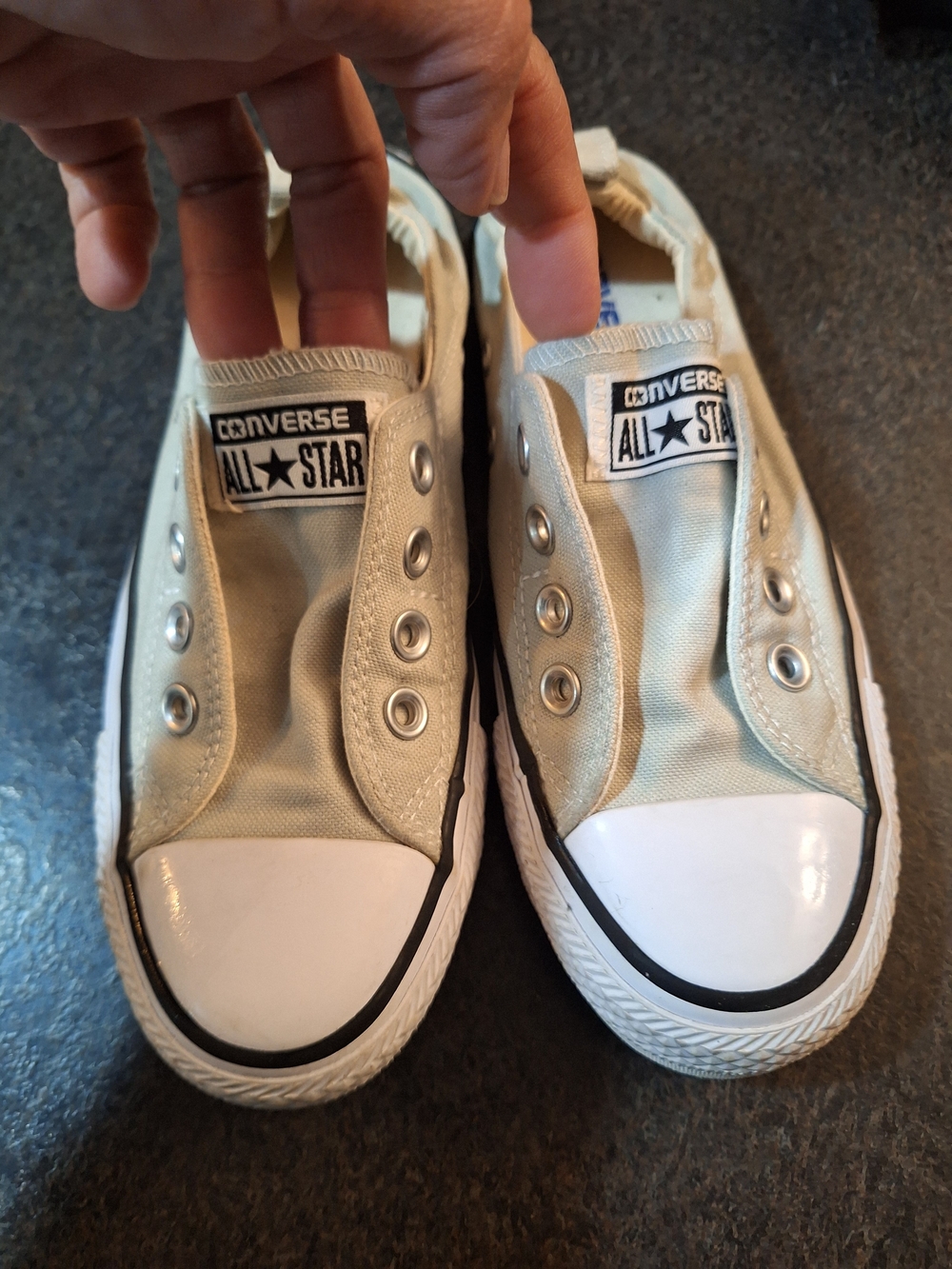Womens Converse Slip-On Low Top Sneakers in Cream and White, Size 6
